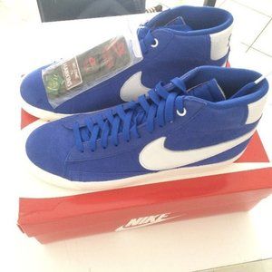 Nike Size 10 Stranger Things Shoes 1985 Edition